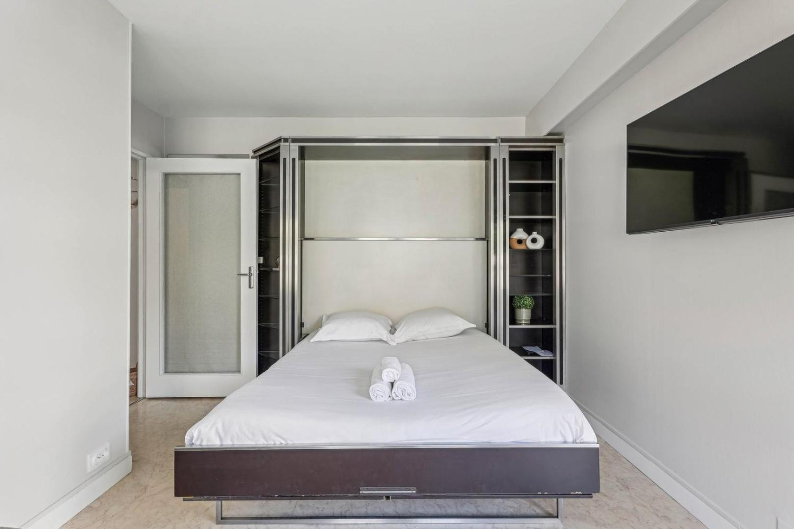 Le Charmant Paris Exterior photo